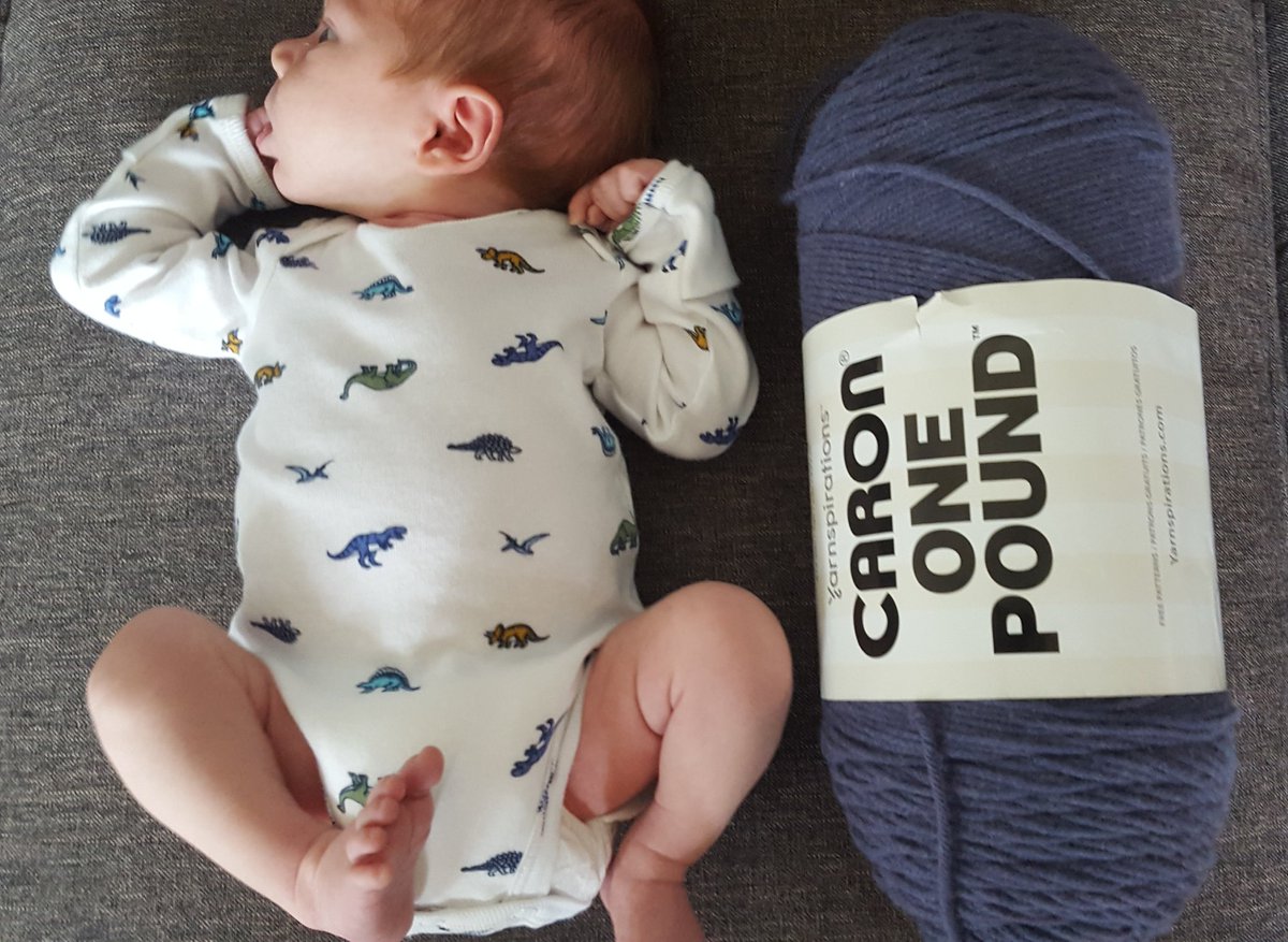 knitneedles's tweet image. Ha! My #baby and a pound of #yarn aren't that far off in size. #knitting #knit #craft