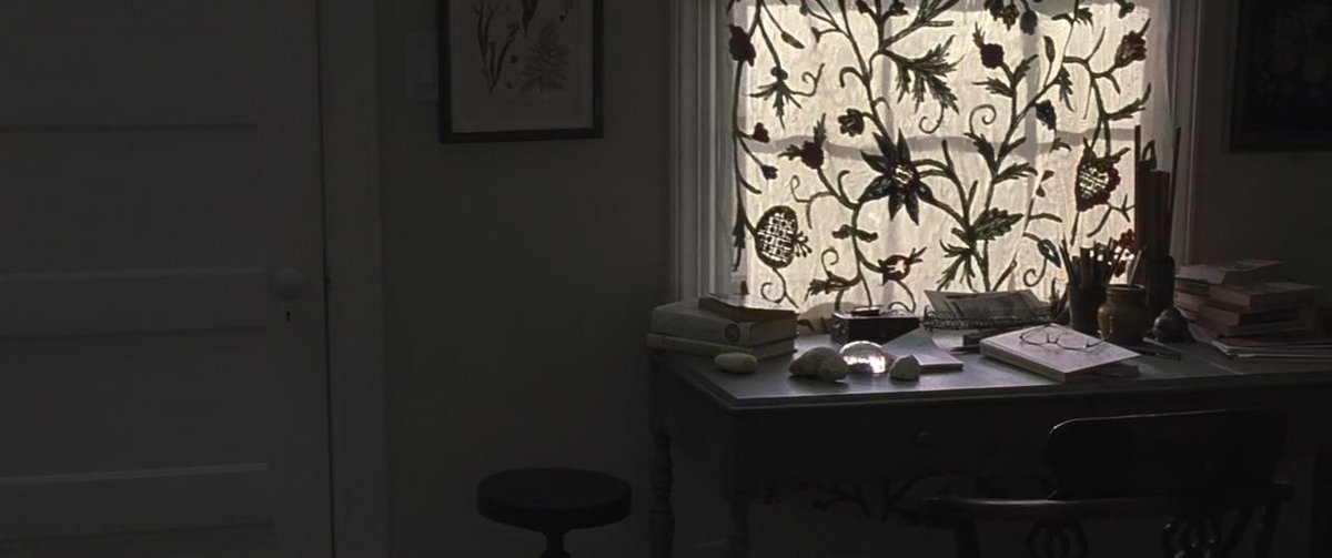 thegreenmailman's tweet photo. 🎥"Little Children" (2006), by Todd Field
Cinema Objects
#cinemaobjects #movieobjects #props #screencaps #caps #littlechildren #toddfield #katewinslet #jenniferconnelly #patrickwilson #jackieearlehaley #noahemmerich #phyllissommerville #janeadams #greggedelman #raymondjbarry https://t.co/9M9olf114n
