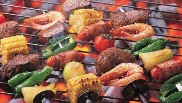 Fancy a BBQ? Well, we also do. There will be plenty of sunshine on Friday 29th June (temperature reaching 27°) and we will be capping up the day with a BBQ, drinks and live music........ Yeah, I also can't wait!!!