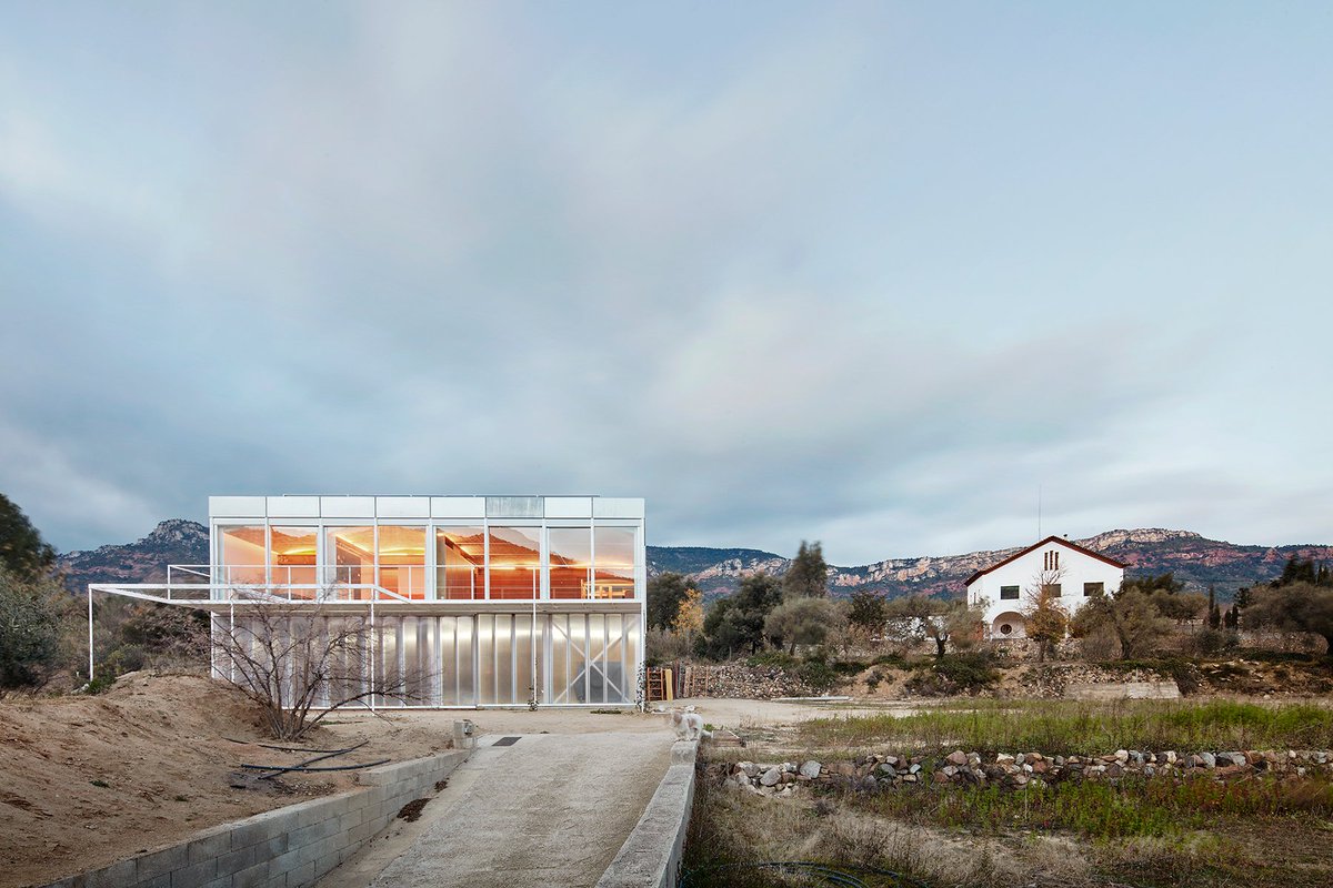 Transfer On Twitter Oe House By Aixopluc Fake Industries 2