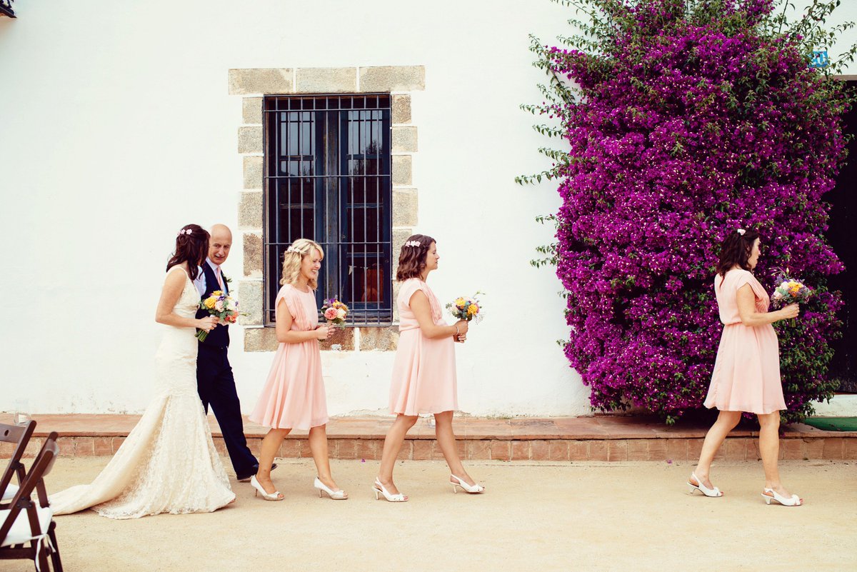 PearlSandals's tweet photo. #weddinganniversary #destinationwedding #weddingplanner #uk #barcelona @HadleyStudio @santperedeclara https://t.co/epCWEp2VdJ
