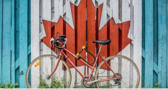 SilexApp's tweet photo. 📢 @bymaddyness revient sur notre expérience au #Canada avec la délégation française ➡️ https://t.co/hepKHAYNo3 #Startup #International https://t.co/FOcLuTvNwU