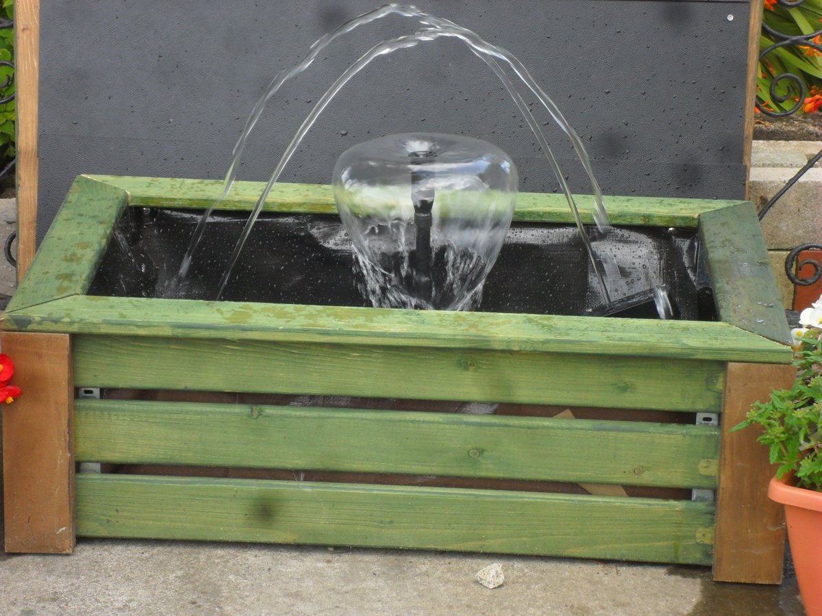 JumpingWaterJet's tweet image. If you have a water feature/small fountain this type of patio pond is ideal. If you want some thing to put in it, just a few ideas .
#Koicarp #pond #pondsmen #waterfeatures#watergardens#patiodecore