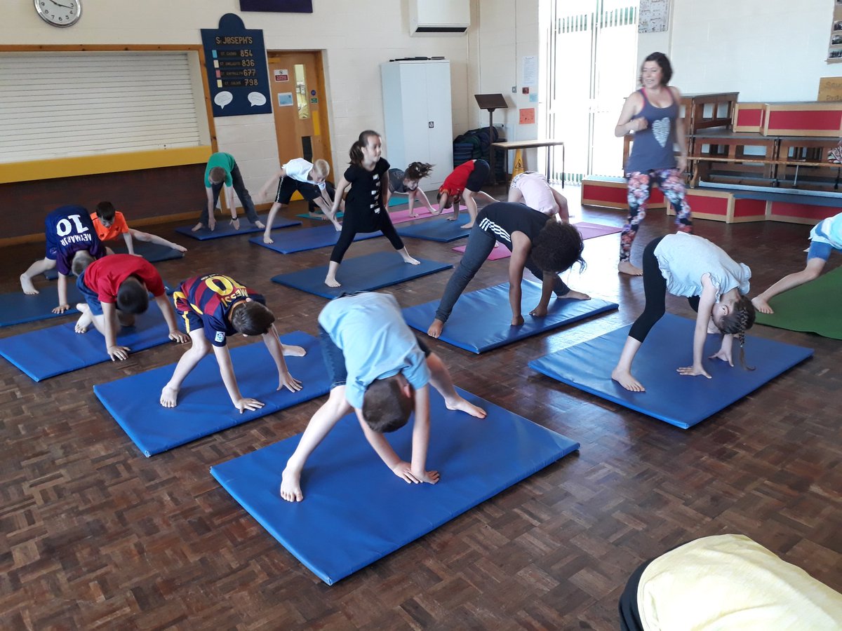 Year4StJos's tweet photo. Bit of yoga this morning. Thanks to Jo @jocromwell_yoga for your expertise #relaxationtherapy #happyfriday https://t.co/bHncXdprIu