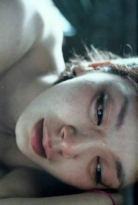 onsy_joyee's tweet photo. I'm so tired in pretending, everything is alright!!!😫😭😭 https://t.co/UYJMVtsvTJ