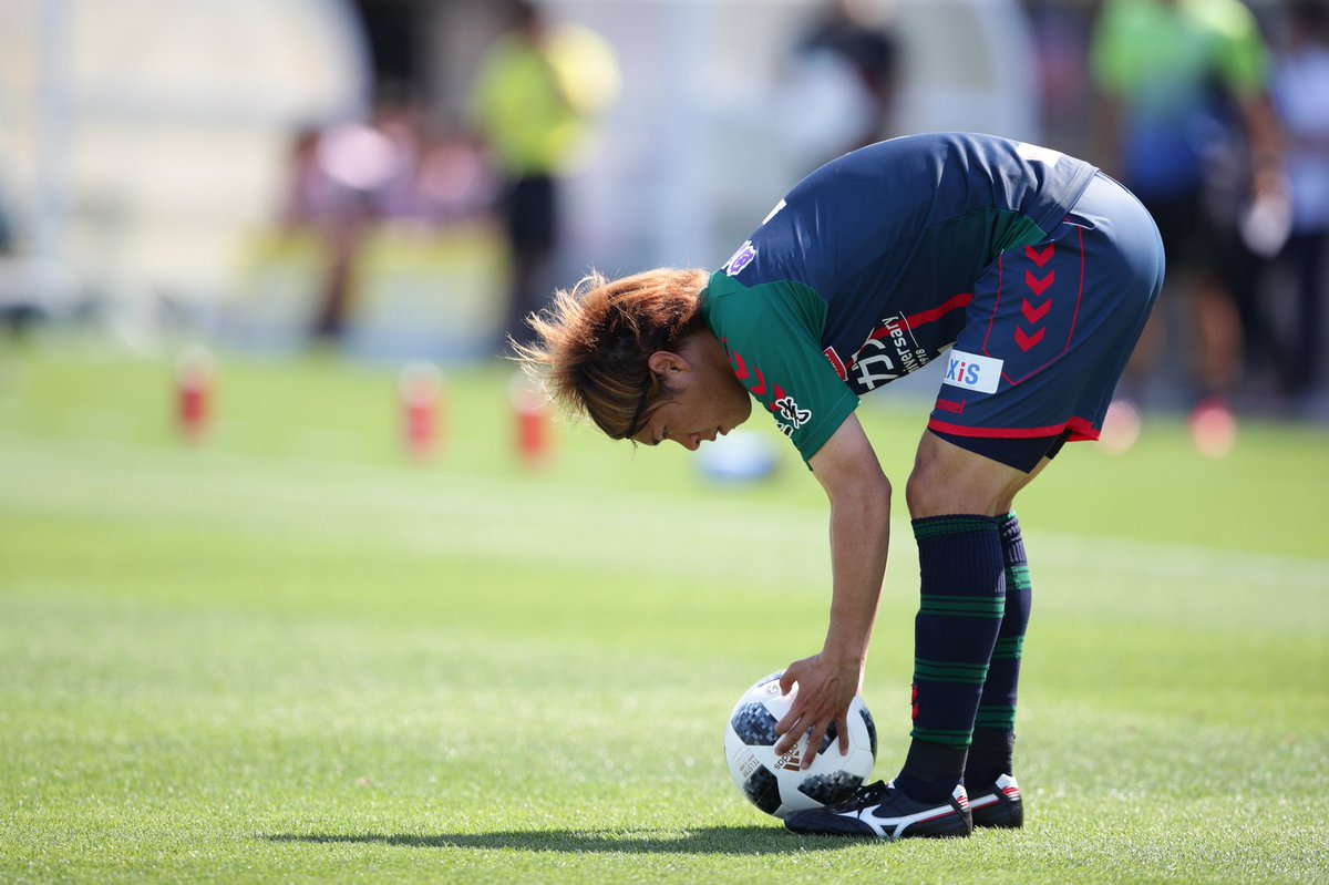 ガイナーレ鳥取 本日は かにの日 カニといえばもちろん 可児壮隆 選手 ちなみに可児選手 鳥取に来てまだカニ を食べてないそうですが 理由は共食いを気にしているから 信じるか信じないかはあなた次第 Gainare ガイナーレ鳥取 カニの