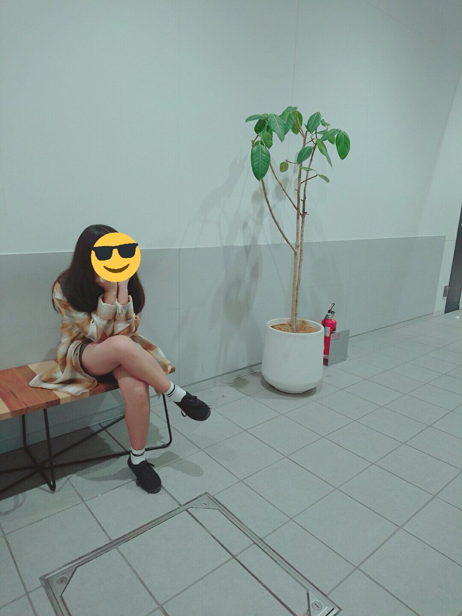jooheon_im_mb's tweet photo. そろそろ ダイエットしないとやばい 。

うん 。やばい 。

ブレイクで 変な筋肉足につきすぎ 。キレそう 。
あ���ーーー!! https://t.co/iHz3FOJueI