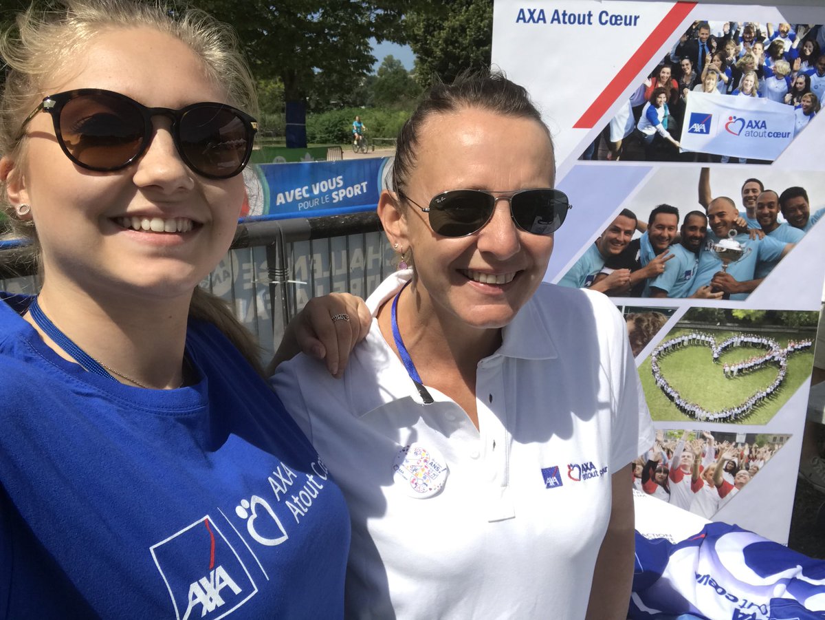 LThermoz's tweet photo. Axa atout cœur Lyon et action contre la faim @raphael_benda @KarineMalca @BDS_lyon https://t.co/iYJ6hCEVt3