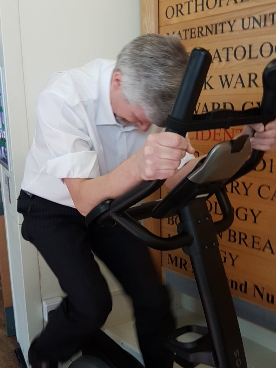E_arnotsmith's tweet photo. Cardiology see patients with heart problems on our Acute Medical ward 7 days a week @boltonnhsft #GetBoltonMoving @sportinbolton #AMAW18 https://t.co/48cjoLGjiX
