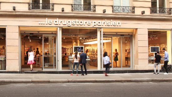 NatGeolocaux's tweet photo. L'oréal et Casino inagurent aujourd'hui deux boutiques "Le drugtore parisien" https://t.co/rNL8dgXqnP #immobilier #Paris https://t.co/OkxyeKTpzb