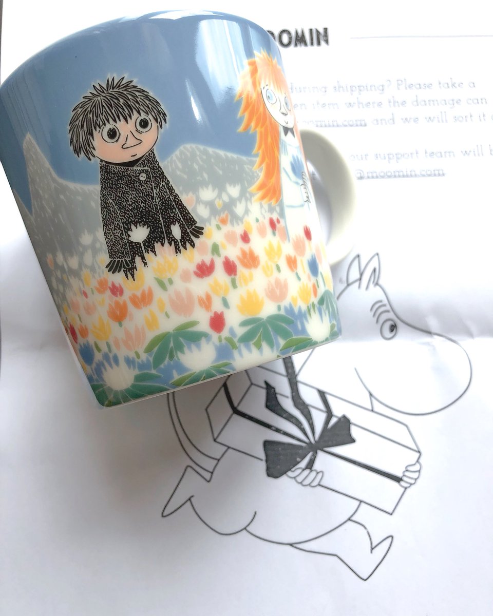 Karina_iknp's tweet photo. Så kom min smukke Mumi kop fra @moominofficial 🤗 Åh, hvor er koppen bare så fin og sommermagisk 🦋🌸
#moomin #moominfriendship #lovemoomin #tovejansson #mumi #mumikrus #jegbliveraldrigvoksen #lovelove #happyfrieday #literary #epic #bookworm #moominsontoread #happymetime https://t.co/eX7vC2kIVa