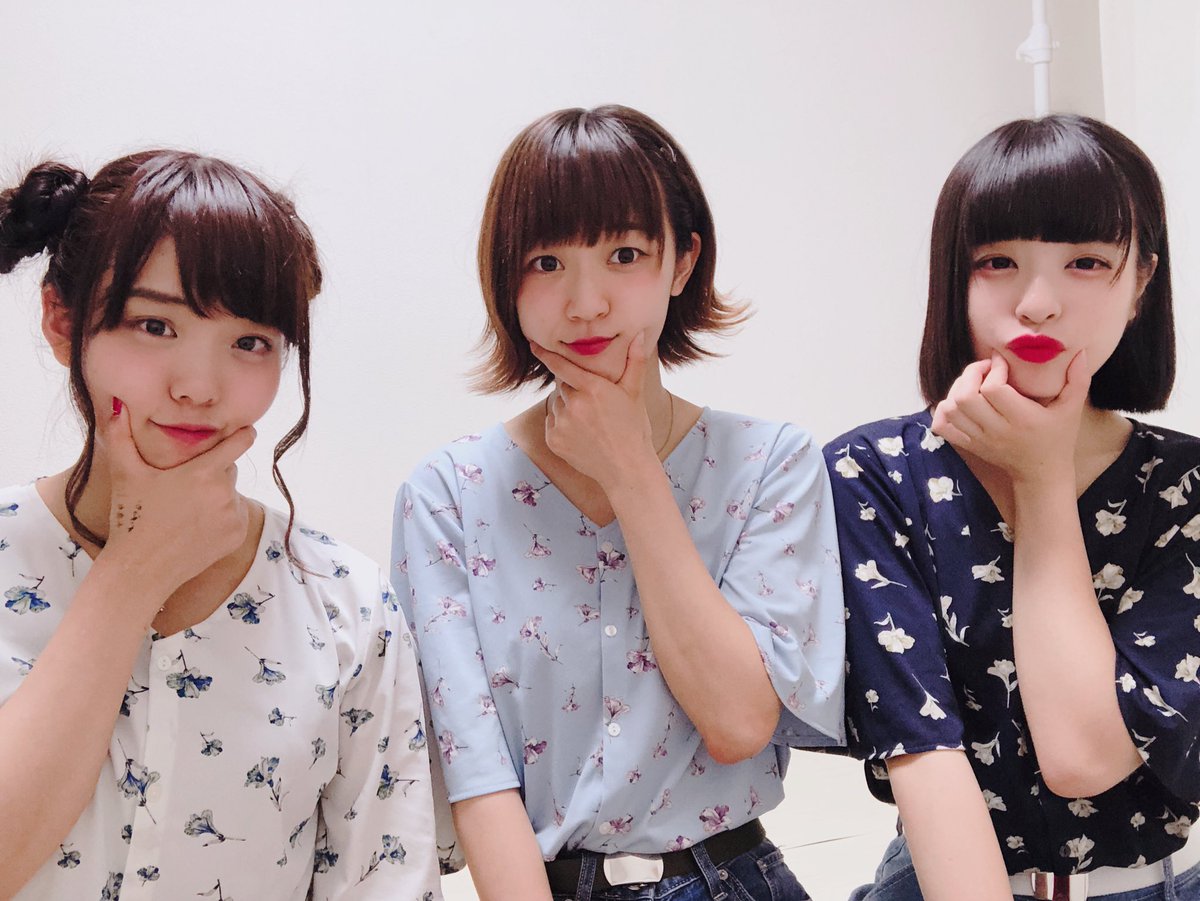 月島彩 さやか アイドル教室 Sur Twitter 1枚目ほっぺむにゅっポーズ 2枚目jkポーズ 3枚目jkっぽいポーズ Jkじゃないからわからん