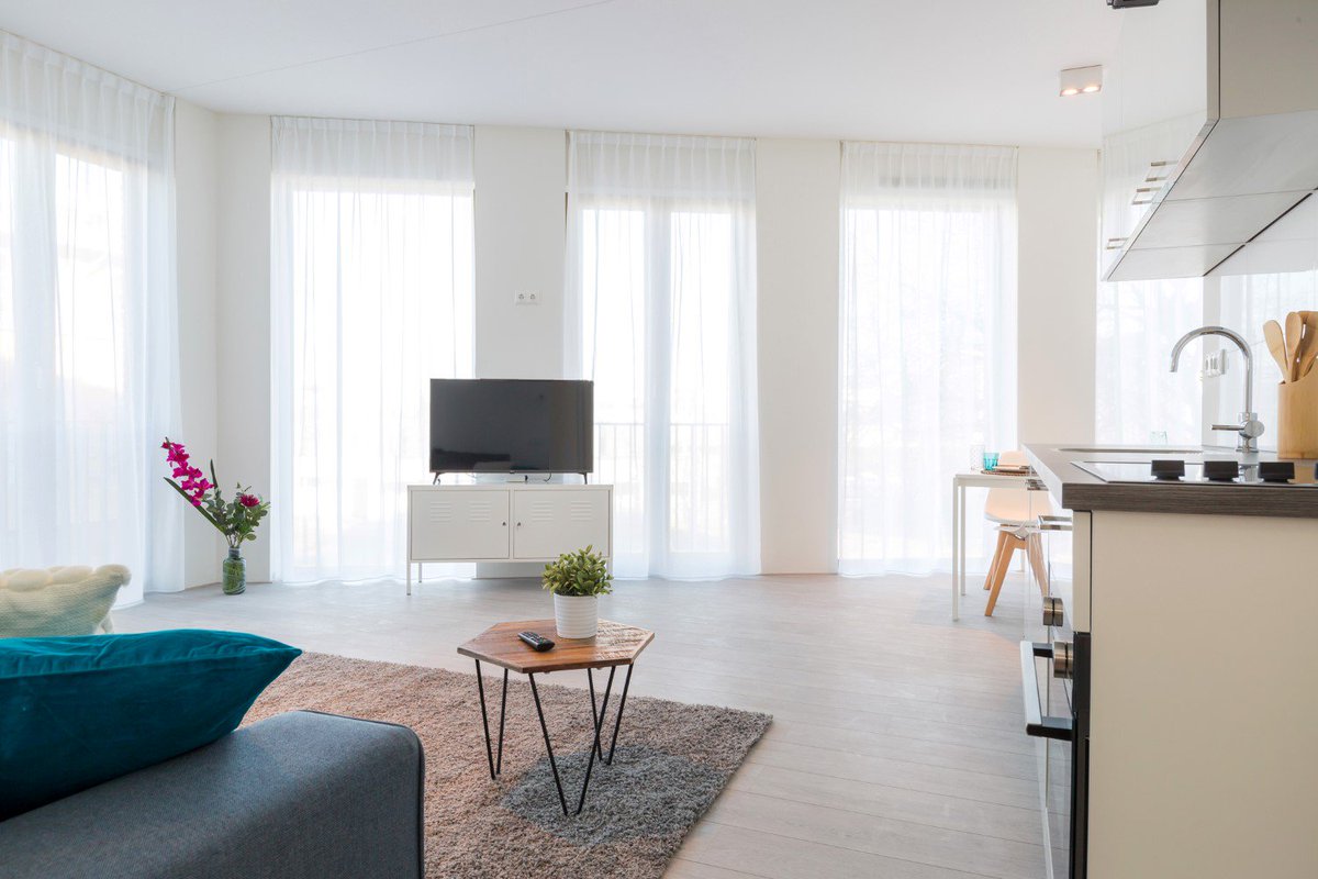 Holland2Stay's tweet photo. Introducing #VictoriaCourt in Eindhoven! ✨ Stay from 7 nights, up to 3 months in our serviced apartments, and enjoy the comfort of a hotel and the advantages of a home in the city: https://t.co/1s5NAznH5E 
.
#eindhoven #servicedapartments #netherlands #victoriapark #hotelroom https://t.co/nRhrF9agO3