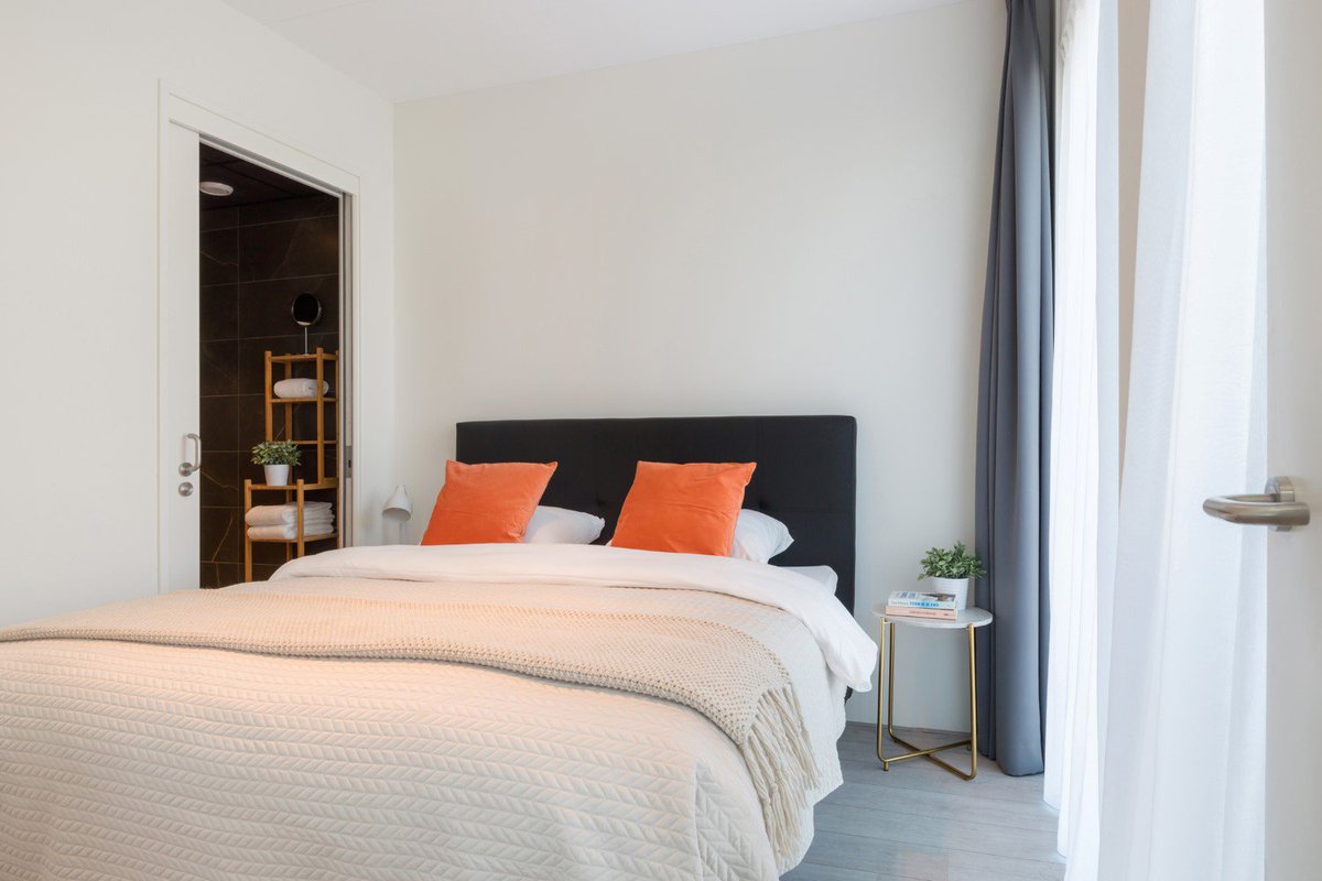 Holland2Stay's tweet photo. Introducing #VictoriaCourt in Eindhoven! ✨ Stay from 7 nights, up to 3 months in our serviced apartments, and enjoy the comfort of a hotel and the advantages of a home in the city: https://t.co/1s5NAznH5E 
.
#eindhoven #servicedapartments #netherlands #victoriapark #hotelroom https://t.co/nRhrF9agO3