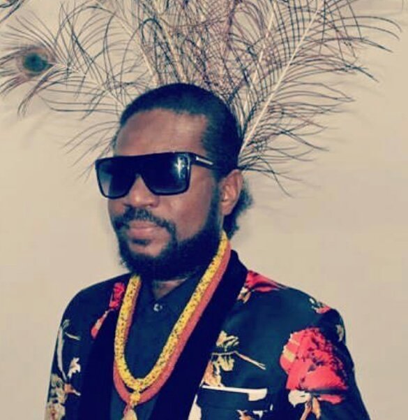 djhiplus92's tweet photo. #KamatiaHii 
Msanii @Cpwaa amenena kuhusu mpango wa kuachia album mwaka huu, Ni lini na itakuwa na ngoma ngapi? Tune #Bongo360 ya #FurahaFriday na @AdamSolinzatz anakupa full details ya mpango huo | Sema na @DjDjhiplus ngoma unayotaka kuiskia kwa 📻yako... https://t.co/jJjtnS3zZY