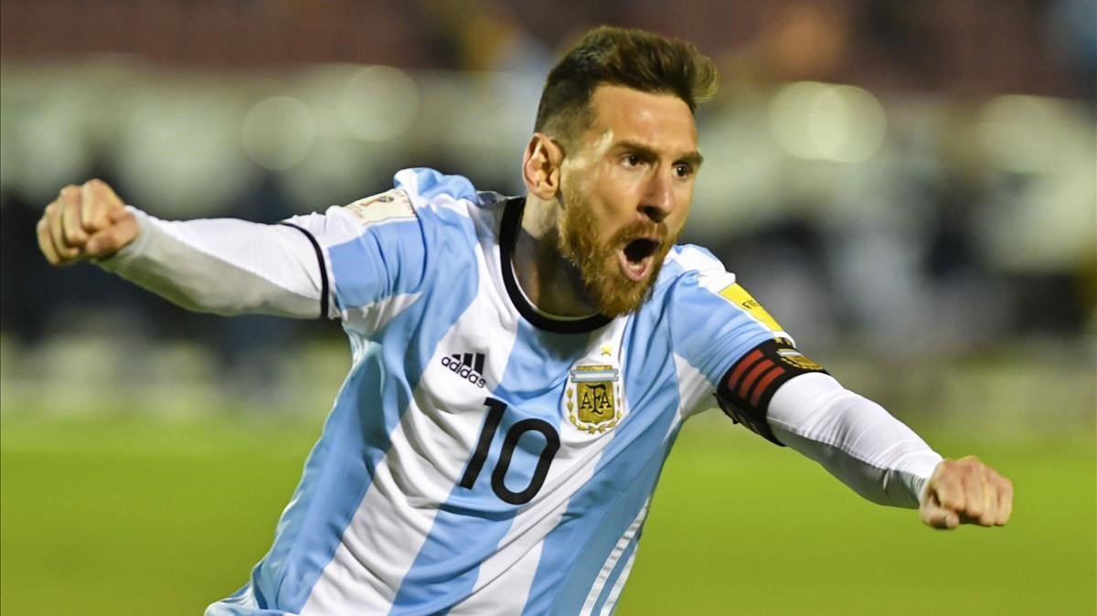 Hoy más que nunca. No jugó bien, perfecto. Asumido y procesado, que le machaque quien quiera, que le echen porquería o que le llamen fracasado. Que cada uno piense como quiera. Para mí, gane o pierda, Messi siempre será el mejor jugador que haya visto jamás en un campo de fútbol.