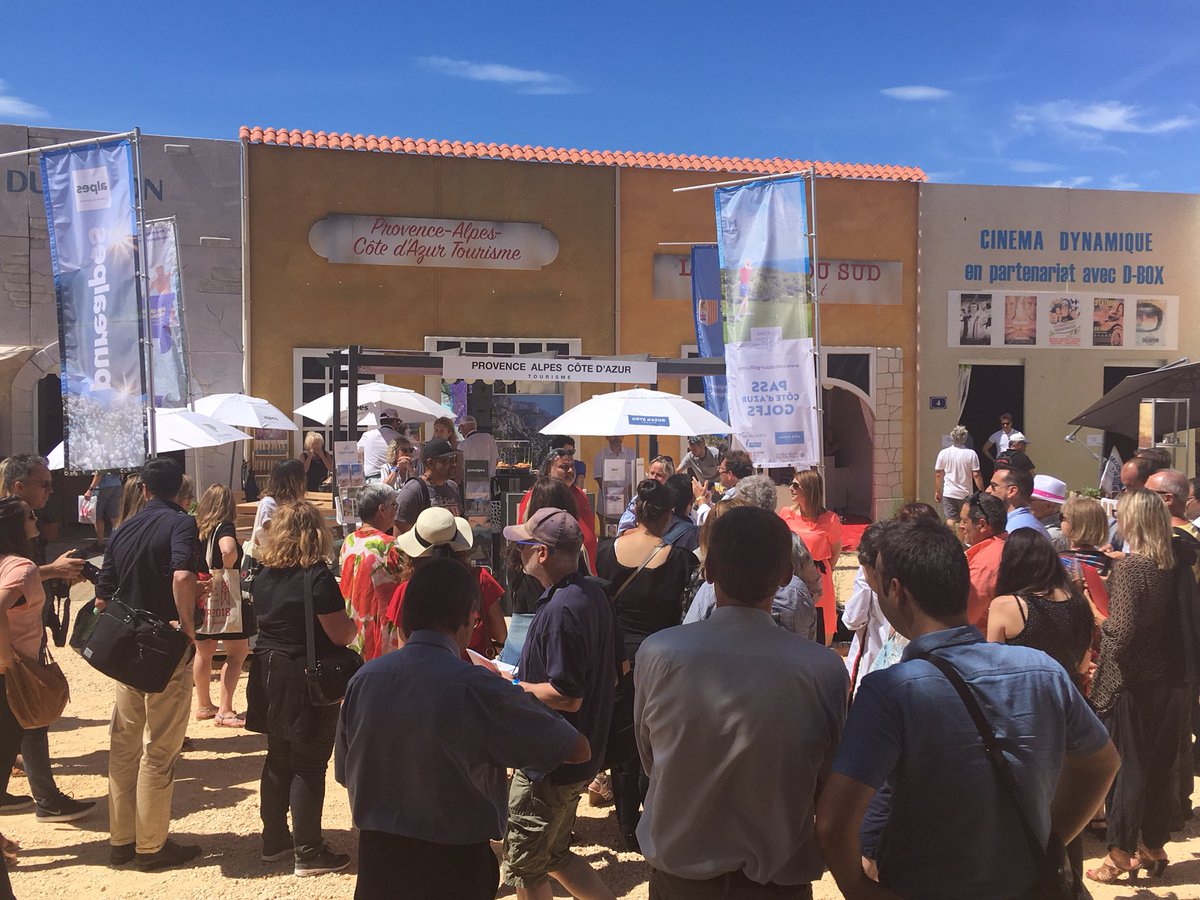 CRT_RegionSud's tweet photo. Inauguration du stand #Provence #Alpes #CotedAzurFrance par @FdeCanson président du #CRTPACA au @GPFranceF1. 3 jours d’événement pour promouvoir les 3 destinations et faire séjourner plus longtemps nos clientèles françaises et internationales #GPVillageSud https://t.co/r2r2PB4ff9