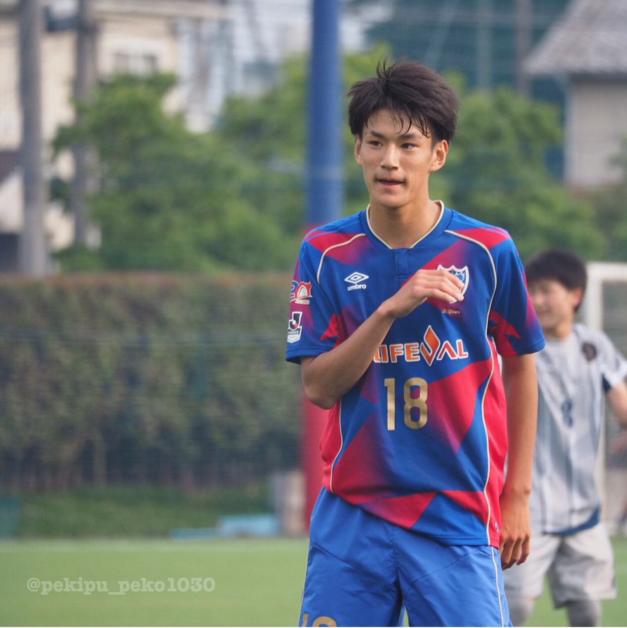久保征一郎 Seiichiro Kubo 今日で17歳になりました 東京に来て2年目に入りとても周りの環境に恵まれ 質の高いサッカーをすることができています これからもここでたくさん揉まれてたくさんの事を吸収していきたいです 覚悟 を持ってチームのため