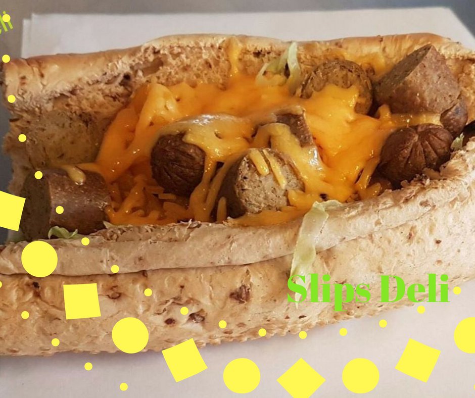 slips_deli's tweet photo. Try our vegetarian subs -  The favorite - S.L.T - vey -rashers, lettuce, toms and mayo

#slipsdeli #hydepark #studentdeals #cardiganrd #freshsub #leeduniversity https://t.co/eIGhJD21vh