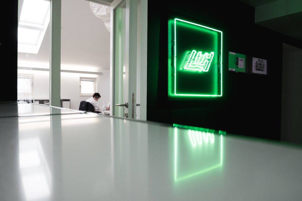 lufthansaNews's tweet photo. Good news from Berlin: Our Lufthansa Innovation Hub has been awarded "Best Innovation Lab 2018" by the business magazine Capital for the second year in a row: https://t.co/WGh2aAZ2FD https://t.co/bskvVnmBAM