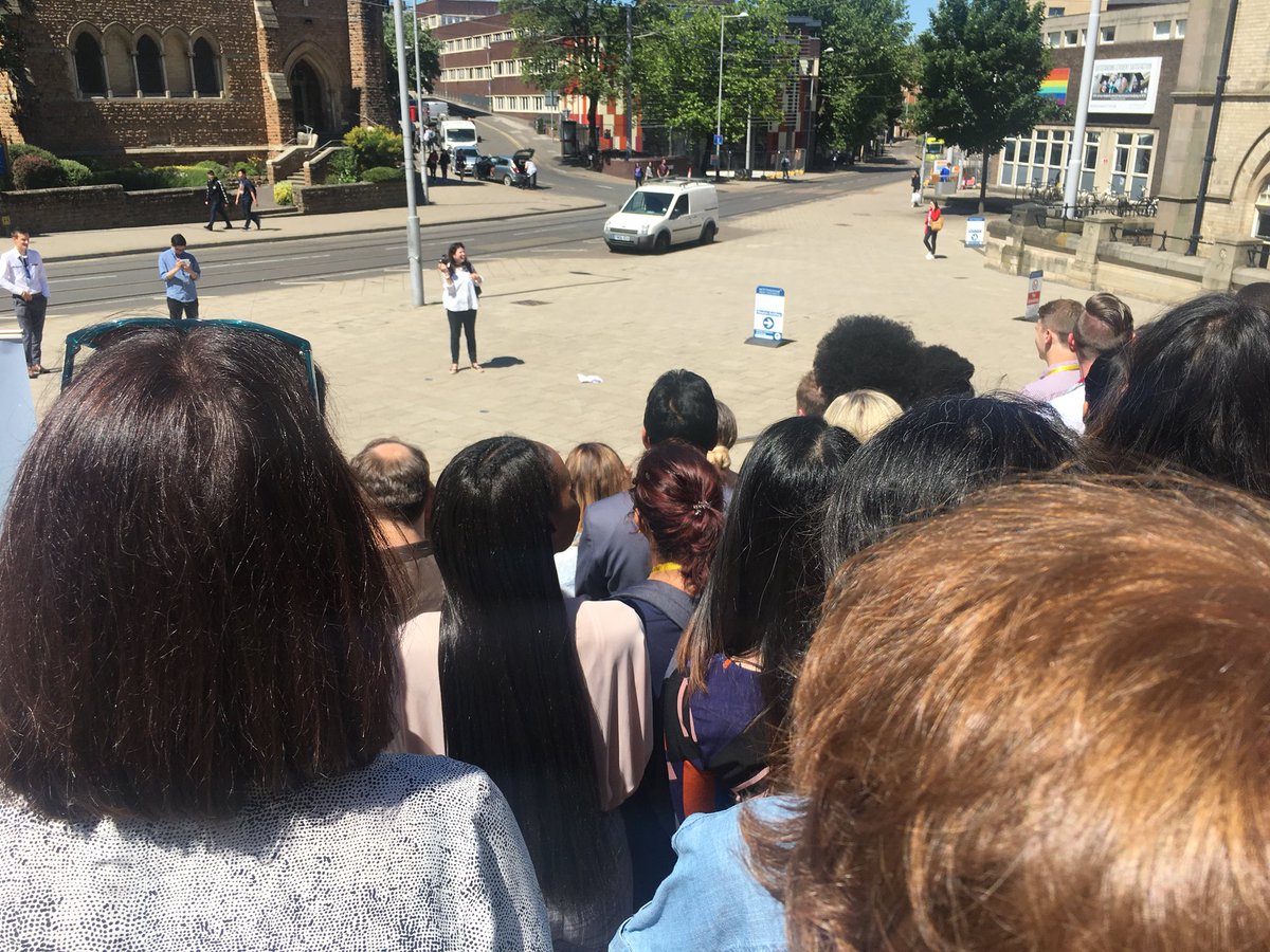ChardelleNTU's tweet photo. Behind the scenes at #grads4nottm Say cheeeeeeeeeese https://t.co/gpW7UrsS3x