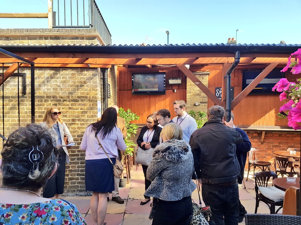 CalltonYoung's tweet photo. It was great to be at the Welcome Inn today to observe Croydon Planning Committee's site visit. The Inn is a vital community pub, 1 of only 2 remaining in Thornton Heath Ward (11k residents).This pub's viability must not be put at risk! Croydon has lost 45% of its pubs since 2001 https://t.co/KftG2pAAsN