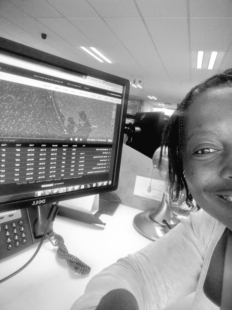 Blk_Rose's tweet photo. Me at the office because I don't want to miss a moment of @volvooceanrace final leg π€£ππ€π€©. #vamosMAPFRE 0.8nm to Dongfeng go go πͺ! #sailorproblems https://t.co/VVcs6Kc2cY