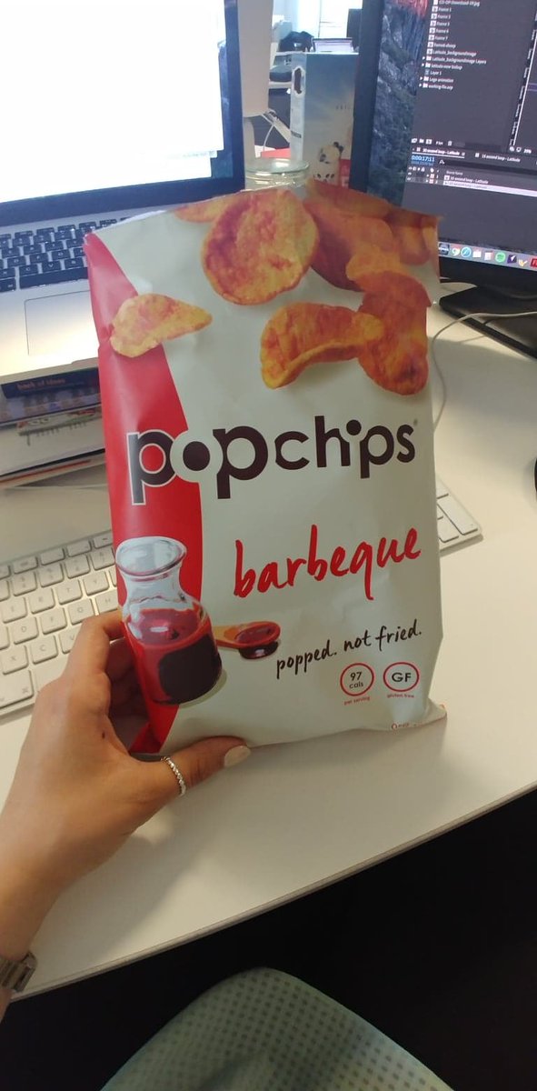 lisadale6's tweet photo. @popchipsUK Hey! Been eating your chips for some time now - really unhappy with this bag I just opened! The bag is pretty empty...like my heart now ☹️ love your crisps too! https://t.co/ghmmDzjigB
