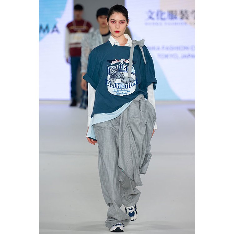 文化服装学院 公式 Twitterissa イギリス ロンドン Graduate Fashion Week 2018 に文化 服装学院の学生が参加 毎年6月にイギリス ロンドンで行われる世界最大のファッション卒業イベントで作品を披露しました 詳しくはhttps T Co Kdjw3mn8mb Https T Co