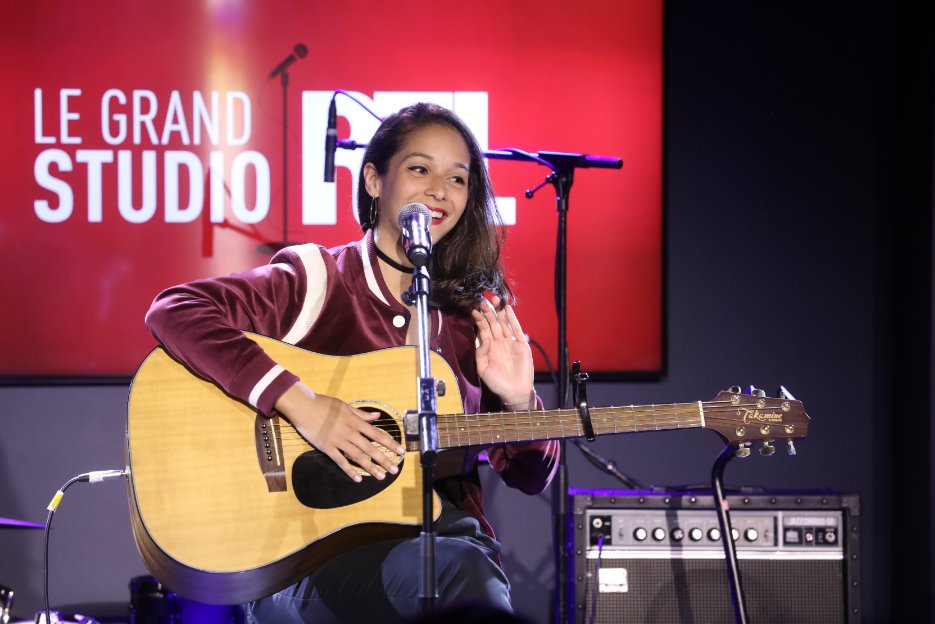 RTL_presse's tweet photo. 🎶 Retrouvez dès maintenant 
#MonPremierGrandStudio avec @clarisse_music
> https://t.co/ESdrCNCy7j https://t.co/baNnBxgqLp