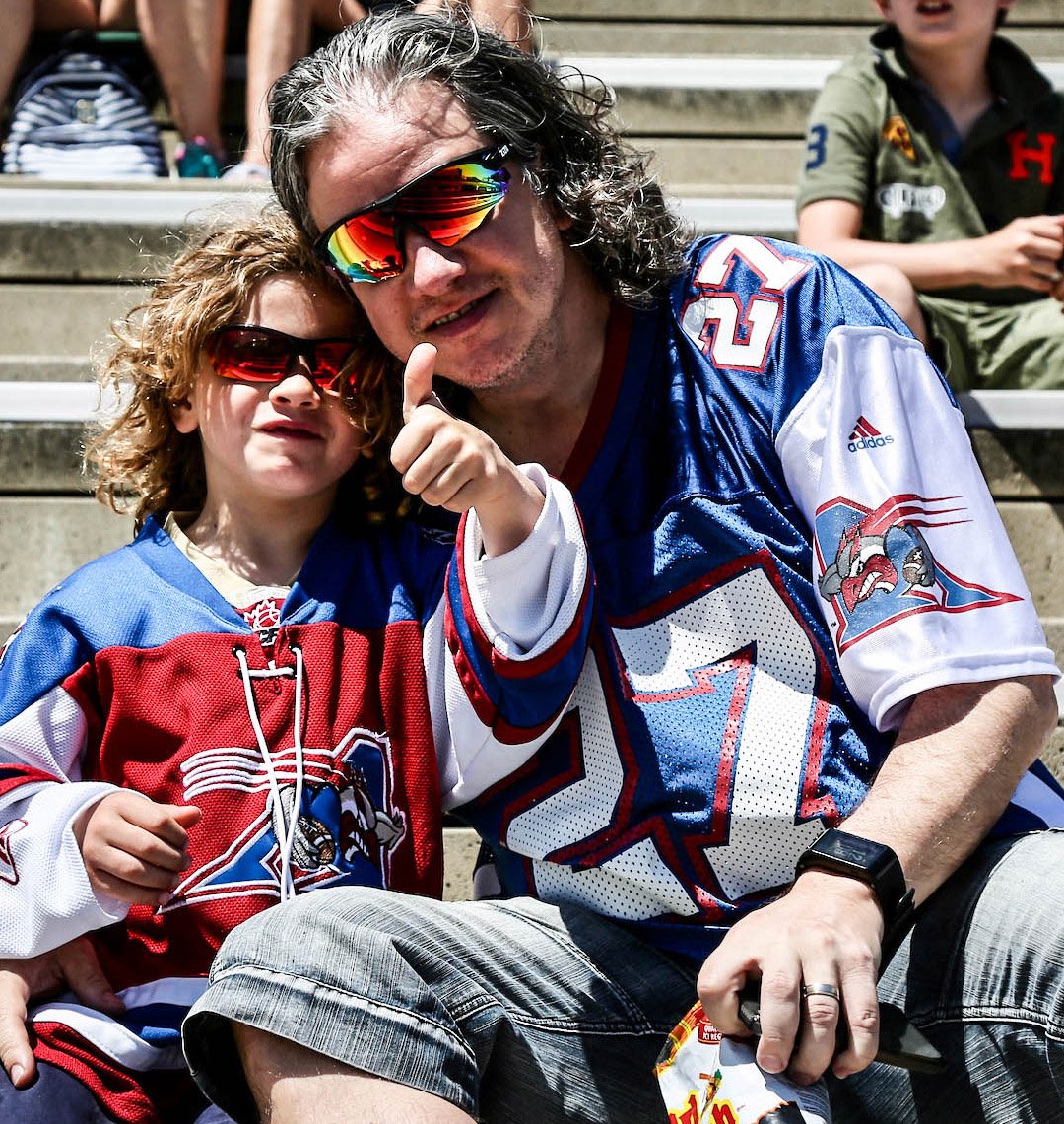 Alouettes de Montréal (@mtlalouettes) on Twitter photo Checklist for tonight's game:
🎟️ bit.ly/2G5uuxP ✅
🌡️ 21°C ☀️ ✅
🕶️ ✅
$7 Budweiser 🍺 ✅
🌮 ✅
<a href="/GroupeGalaxie/">Olivier Langevin</a> 🎸 ✅
🏈 ✅
#ToujoursGame #AlsMTL Checklist for tonight's game:
🎟️ bit.ly/2G5uuxP ✅
🌡️ 21°C ☀️ ✅
🕶️ ✅
$7 Budweiser 🍺 ✅
🌮 ✅
<a href="/GroupeGalaxie/">Olivier Langevin</a> 🎸 ✅
🏈 ✅
#ToujoursGame #AlsMTL