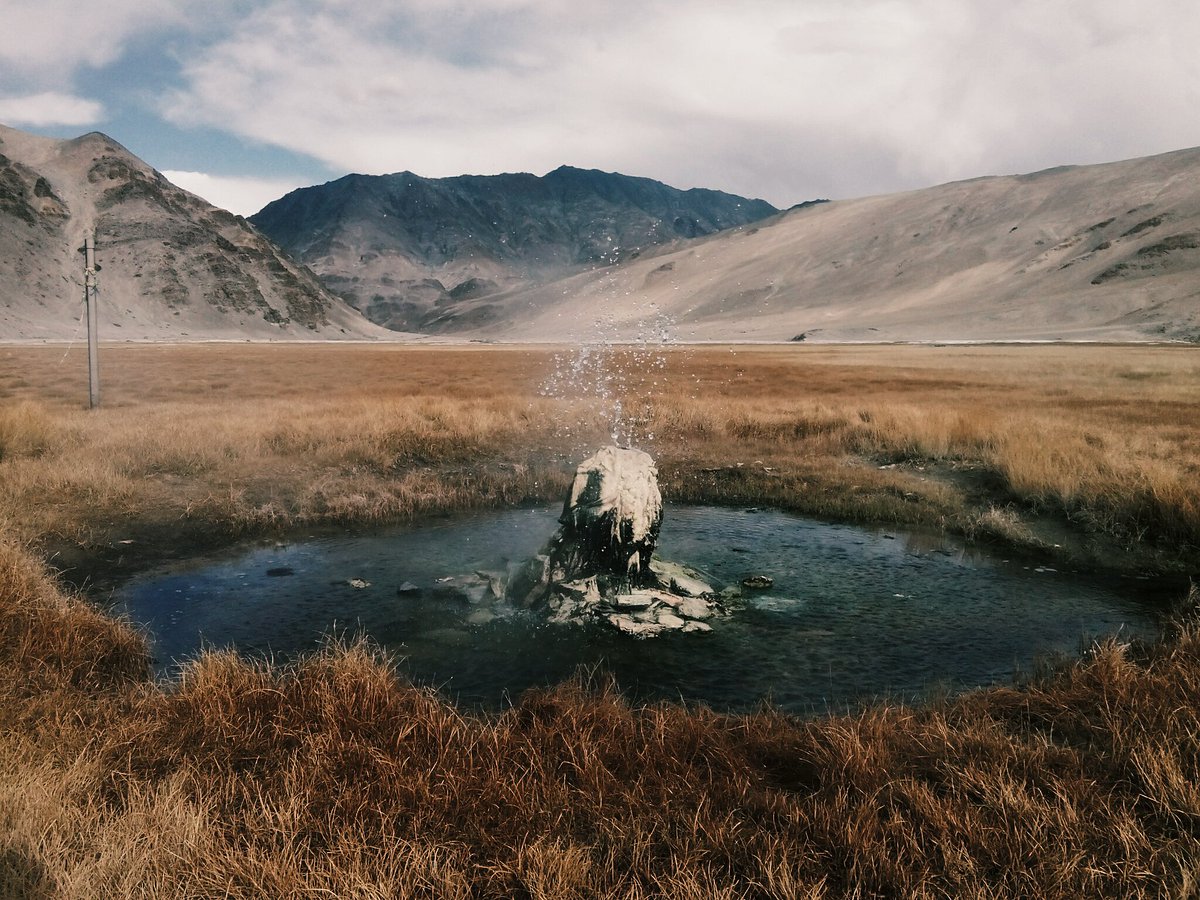 vsco's tweet image. See how the VSCO community uses the J4 preset to edit their photos. vs.co/j4preset
Images by yawobe, nikhildavid, and lelektra