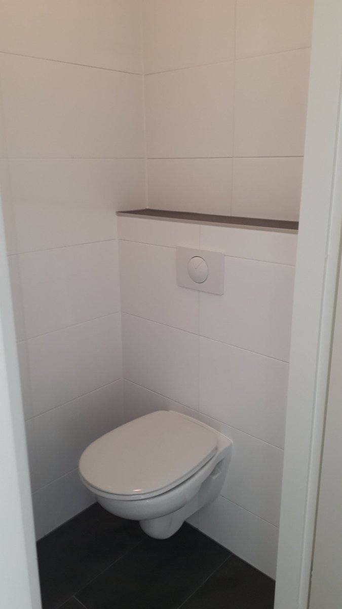 BOUWEXPERT's tweet photo. Renovatie in Dronten afgerond! https://t.co/uwst39CNa4