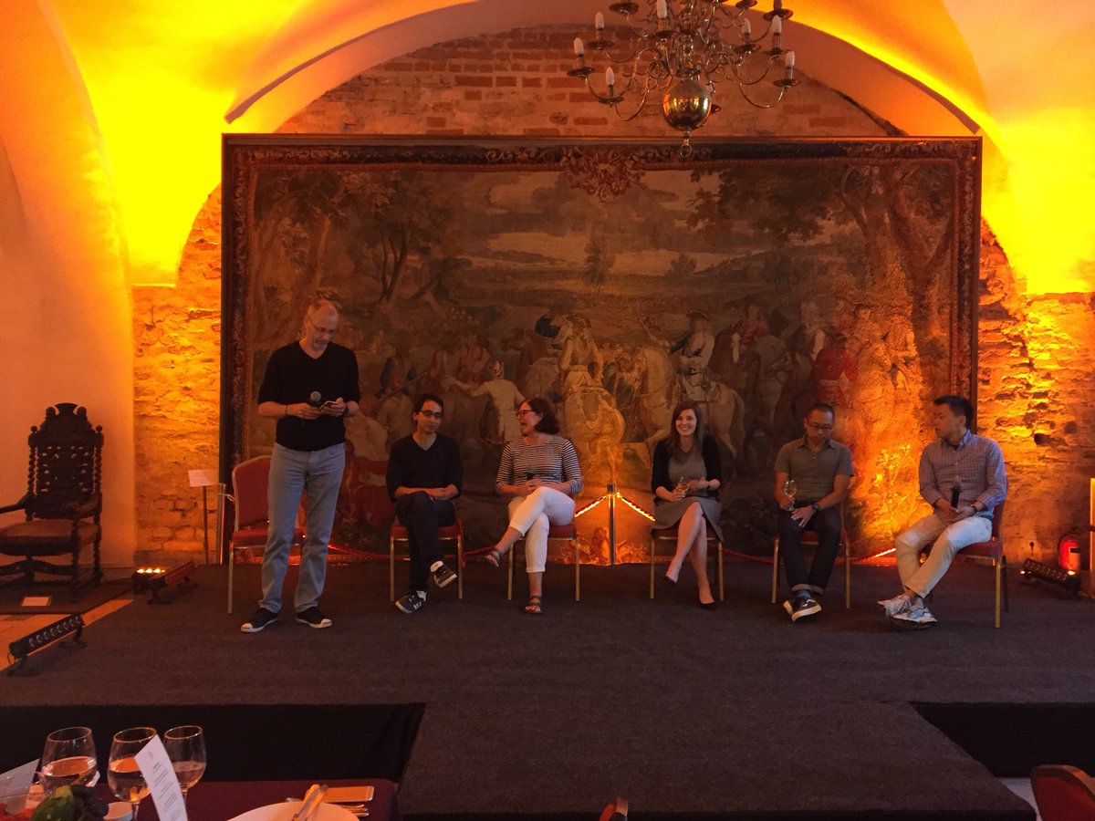 crispr2018's tweet photo. Now it’s time for the "Meet the editors" panel discussion! https://t.co/WInxW4ns1G