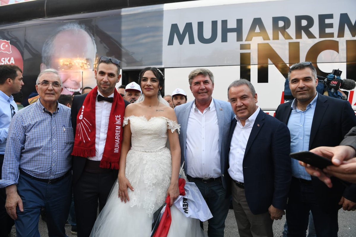 BocekMuhittin's tweet photo. #HepimizinCumhurbaşkanı Cumhurbaşkanı adayımız Sayın @vekilince #Ankara Tandoğan Meydanı'nda muhteşem bir mitinge imza attı. Bu coşkulu mitinge tanıklık ederek, artık halkın iktidarı için #TAMAM diyoruz. https://t.co/JOKektzGaw