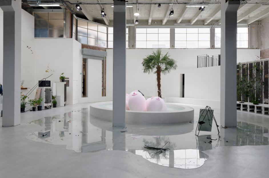 Paris_Journal's tweet photo. Seeking for some fresh air in sunny #Paris? #LaureProuvost has created an oasis in the heart of @PalaisdeTokyo. 🌴
-
https://t.co/AhkrHSXChz https://t.co/hQ4dGj6b5X https://t.co/Bo8TwsLd9a