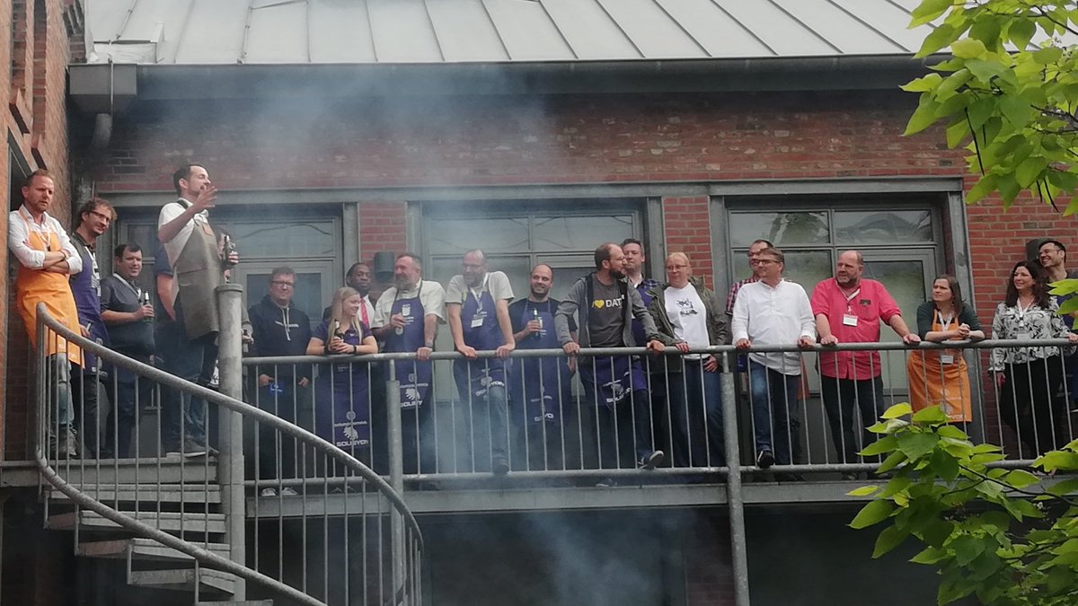 AtholyMardies's tweet photo. Smokers started but there is no photo like the #Speaker photo. Thank you all for a fantastic event and all the #beer! #SQLGrillen #SQLGrillen2018 #sqlserver #sqlfamily https://t.co/xoVT9JkEhW