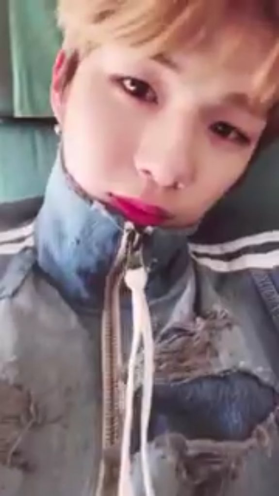 I_YamzZ's tweet photo. คอลเล็คชั่นผัวทิพย์ตอนวีดีโอคอลคุยกับคูมแฟนนนนน https://t.co/HsB6KUTnOM