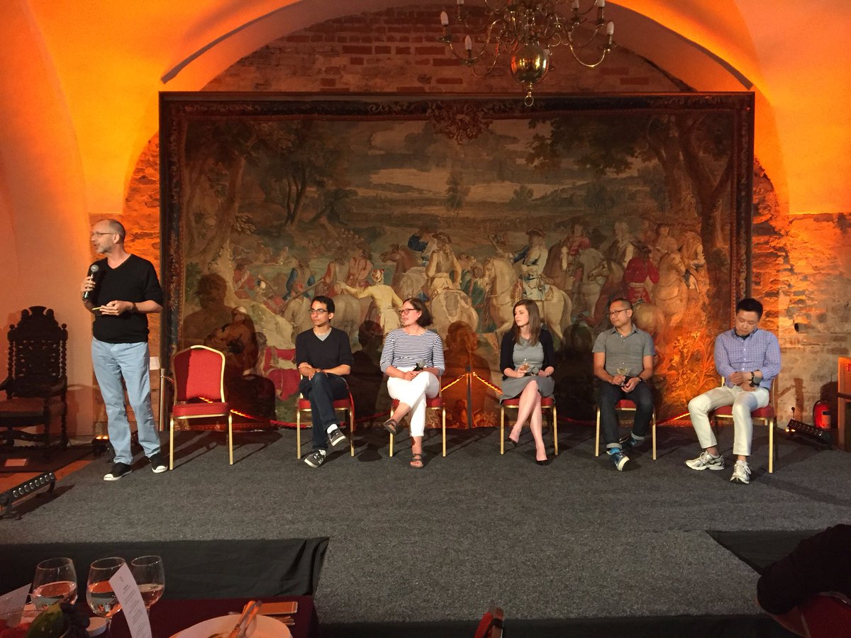 crispr2018's tweet photo. "Meet the editors" panel discussion. Very interesting opinions. #CRISPR2018. https://t.co/w8PepzMBzg