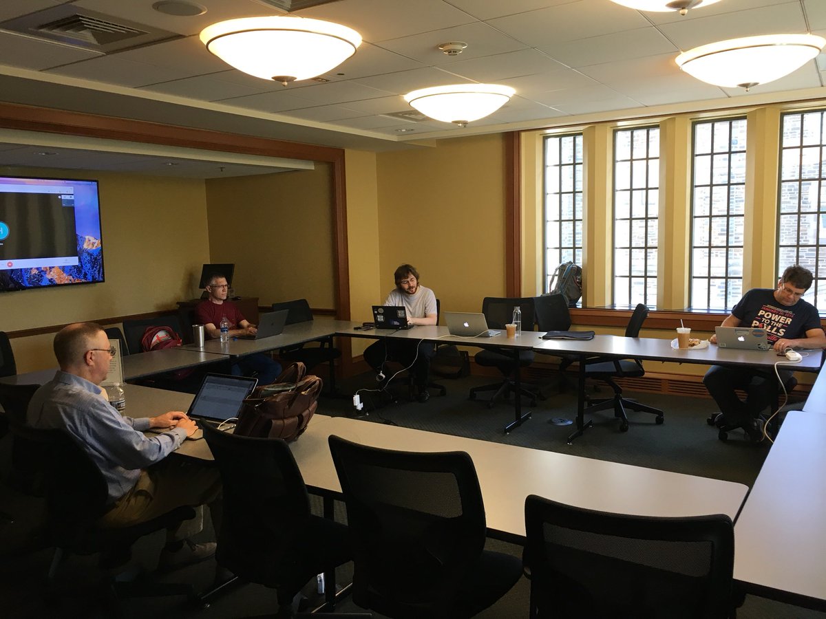 mr56k's tweet image. Ready to start day 2 of our @Pelagiosproject funded workshop on Linked Texts @hcayless @PonteIneptique @paregorios @ryanfb @huskey @jtauber and others #DigiClass