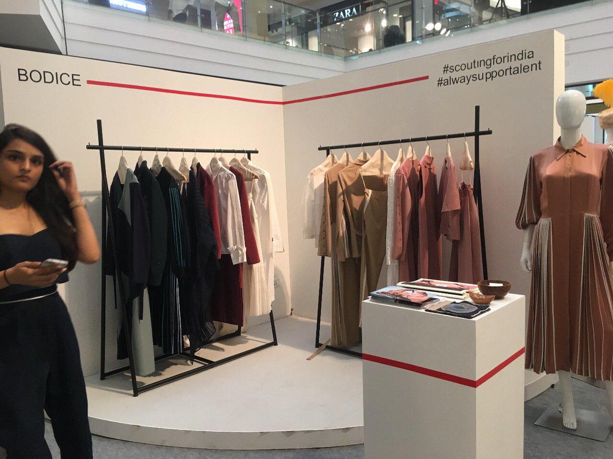 imsaheb_'s tweet photo. Superb this is really really amazing @FADAcademy preview at @palladiummum. When do you get here? #scoutingforindia #VogueItalia @fadacademy https://t.co/yJkO7gSCDK