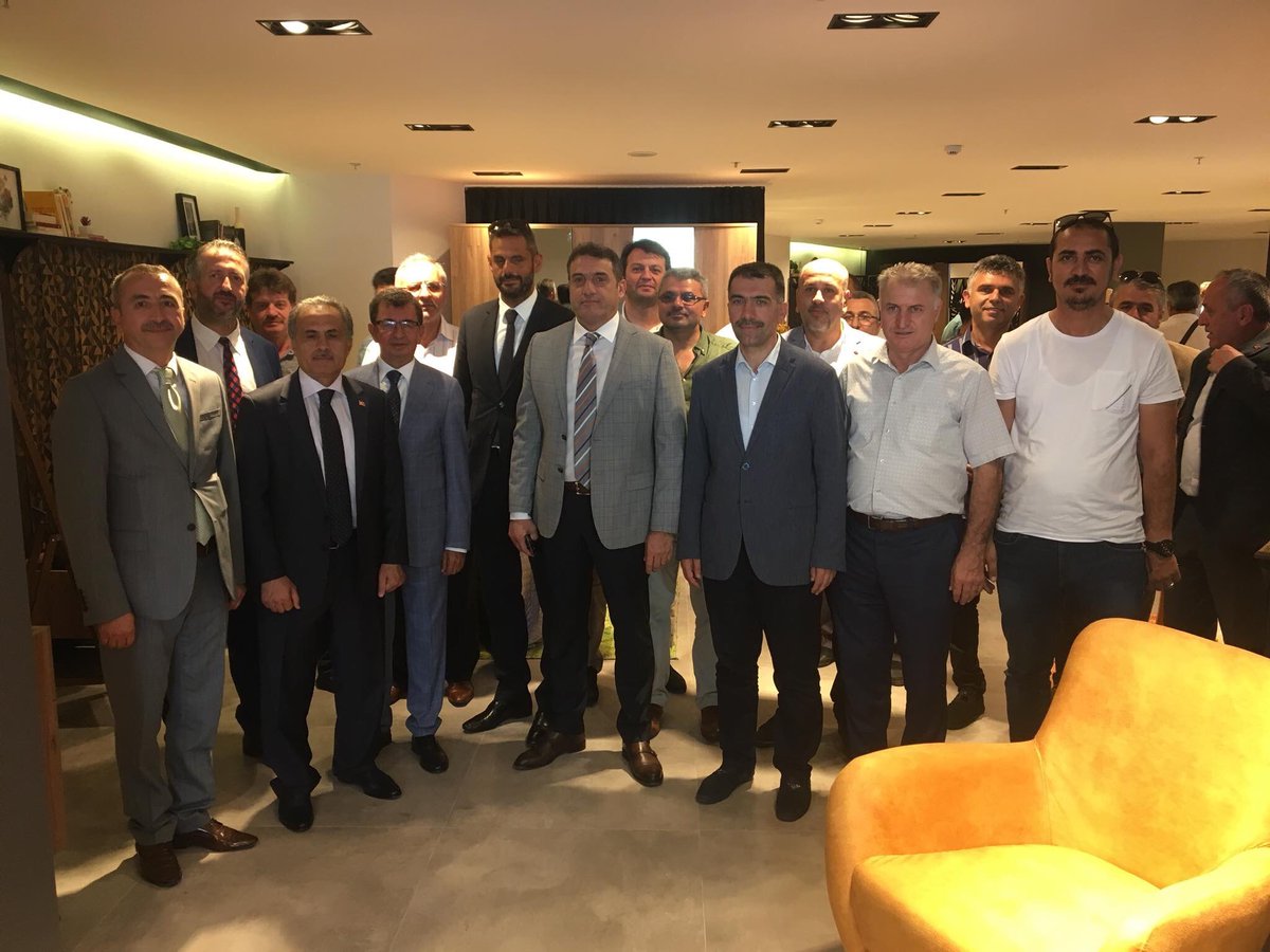 Kelebek Mobilyadan Estetik Ve Sehirli Dokunus