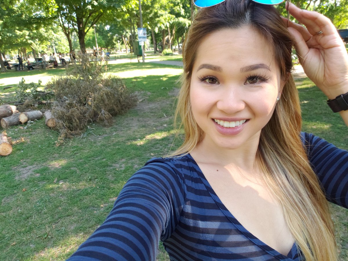 thaohuynhtv's tweet photo. I just took this picture using my iPad Pro 10.5 Inch. Not too bad. NEW video!!   "iPad Pro-My Top 5 Uses"
#ipadpro #apple #ipad #applepencil #applesmartkeyboard #macbook #tech #youtuber https://t.co/WE12D4ZOnS