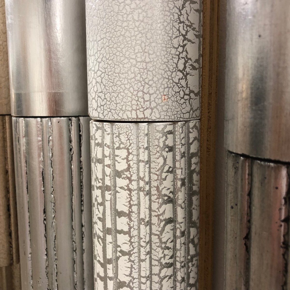 #FinishFridays Check these gorgeous silvers from our J.L. Anthony collection. That Cracked Ice (CI) in the middle is a show stopper.

#JLAnthony #CustomDraperyHardware #Finishes #LuxeDecor #WindowTreatments #DallasDesigners #Workroom #InstaDFW #LuxuryHomes #InteriorDesign #art