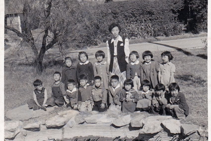 Japanese-Americans imprisoned at a Texas internment camp in the 1940s have watched the current child detentions “with heavy hearts, all too familiar with the toll that being confined can take on a child.” Powerful story by <a href="/alexazura/">Alexa Ura</a>. texastribune.org/2018/06/22/tex…