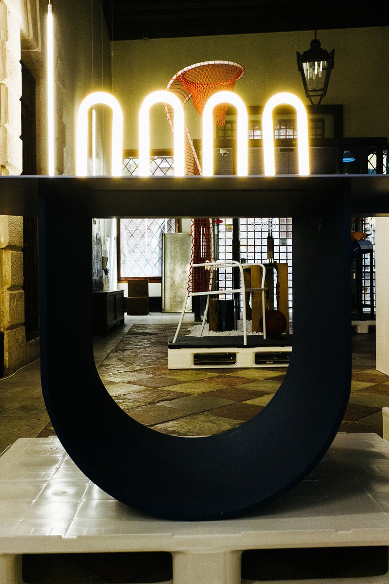 _LuciaSciacca_'s tweet image. I dipendenti sono i primi ambassador di un’azienda. Per questo nasce #StorymakerClub, che permette ai colleghi di raccontare le nostre iniziative. Ecco la storia che abbiamo realizzato per raccontarvi un bel pomeriggio alla mostra #designve: storymakerclub.it/design-ve-stor…