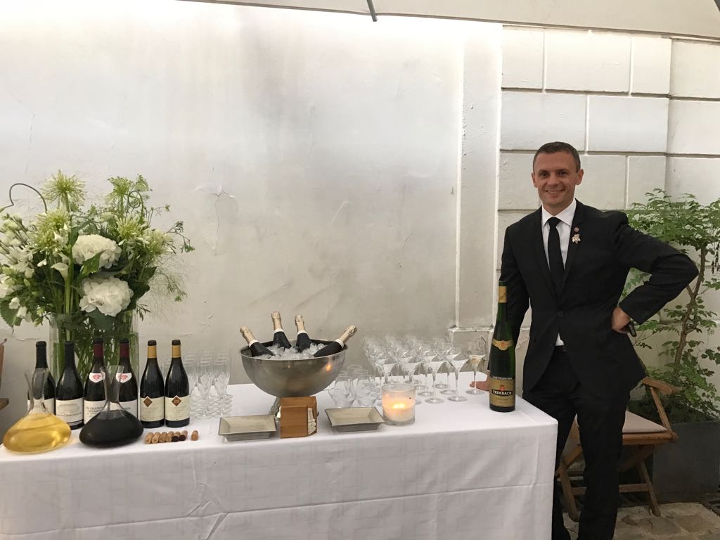 Prendre le temps de fêter nos succès fait partie du process ! Une soirée merveilleuse dans un cadre splendide. Merci encore à <a href="/jennifer_taieb/">Jennifer Taieb Chef</a>, <a href="/Chaisdoeuvre/">Chais d'œuvre</a> et Pierre Kavaciuk pour cet évènement !

#DînerDeClosing #SoiréeEstivale #CambonFamily #CambonPartners