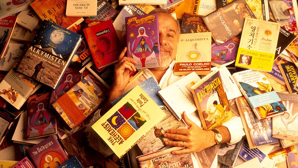 KaltoumaBousso's tweet photo. "Les 7 Leçons de Vie de Alchimiste de Paulo Coelho qui ont Bouleversé ma Vie"
un bon article 😍 merci #FemmesInfluence . @FemmesInfluence
#VendrediLecture #Alchimiste @paulocoelho https://t.co/CgJYJ8JQzD https://t.co/vfyFDnVIhl
