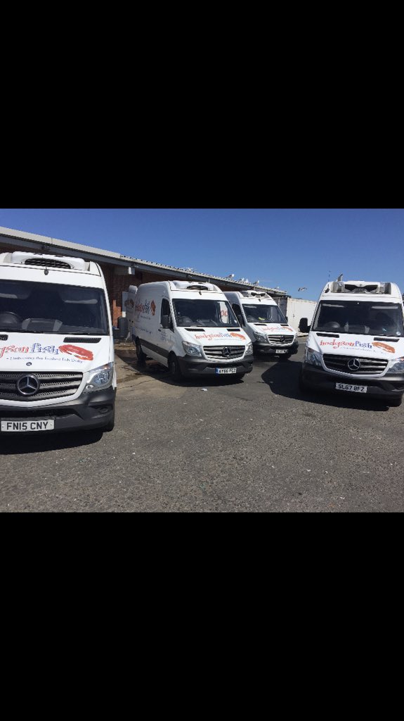 Deep cleaning <a href="/HodgsonFish/">Hodgson Fish</a> all our delivery drivers take pride in keeping our delivery vans in tip top shape. #hodgson #supportlocal #eatmorefish #deliveringthefreshestfish #fishmonger #fishsupplier #familybusiness #tasty #seafood #northsea #fishisthedish
