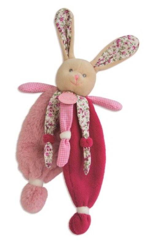 chaaarly's tweet photo. Bonjour @Bordeaux, nous avons perdu le doudou préféré de notre fille il y a moins d'une heure dans la ligne de bus 1 entre les arrêts Aeroport de Mérignac et Kennedy. Si t'entends parler de quelque chose... #tbm #doudouperdu @doudou_perdu @BxMetro @BordeauxTBM https://t.co/9berJMNExd